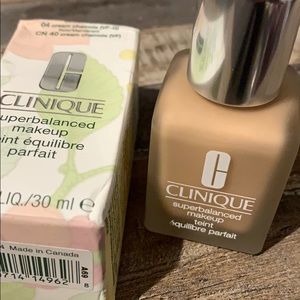 Clinique cream chamois